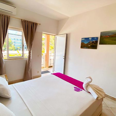 Kokoloko Hotel Ambatoloaka  Eksteriør billede