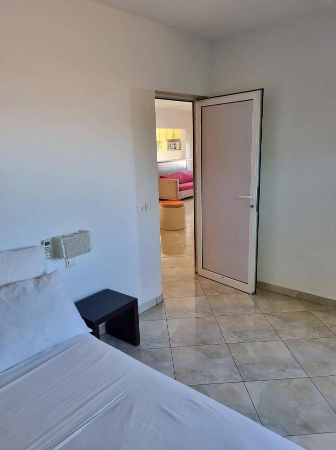 Kokoloko Hotel Ambatoloaka  Eksteriør billede